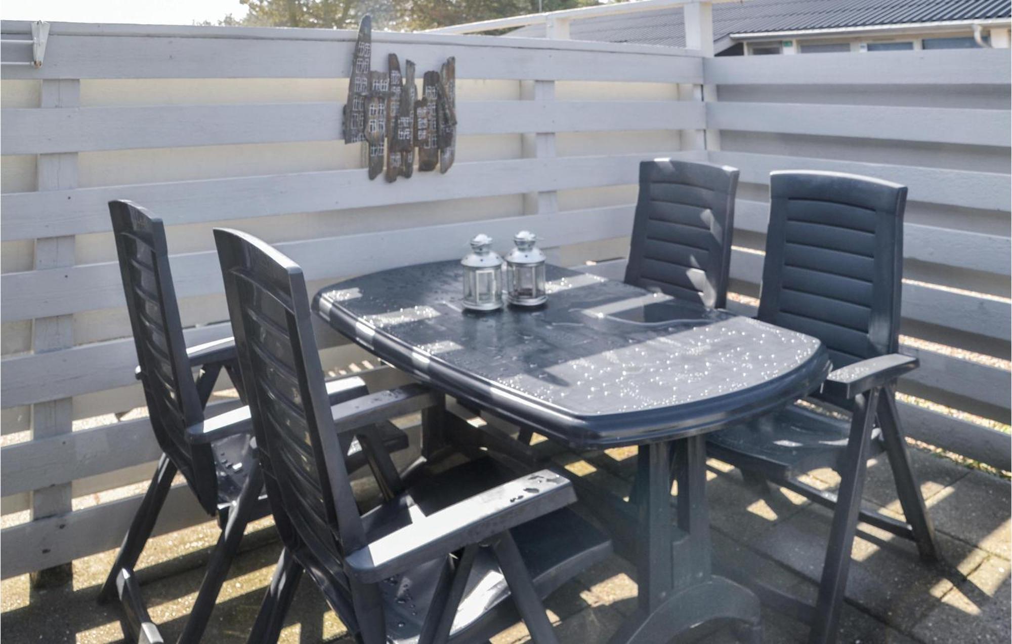 Beautiful Apartment In Vejers Strand With Wifi Exterior photo